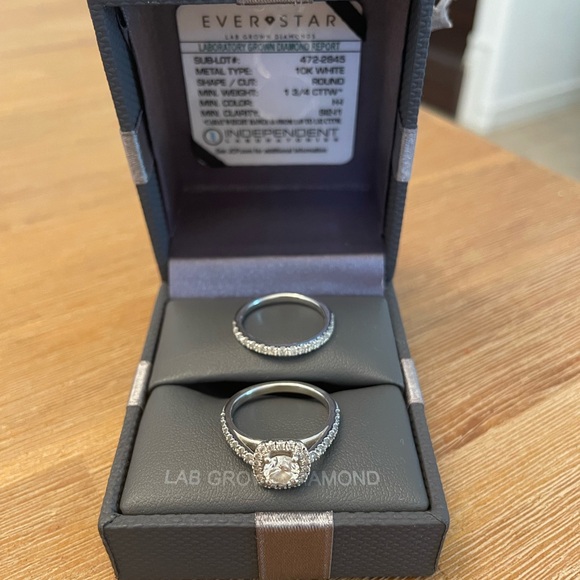 EVERSTAR ENGAGEMENT RING - Picture 3 of 4